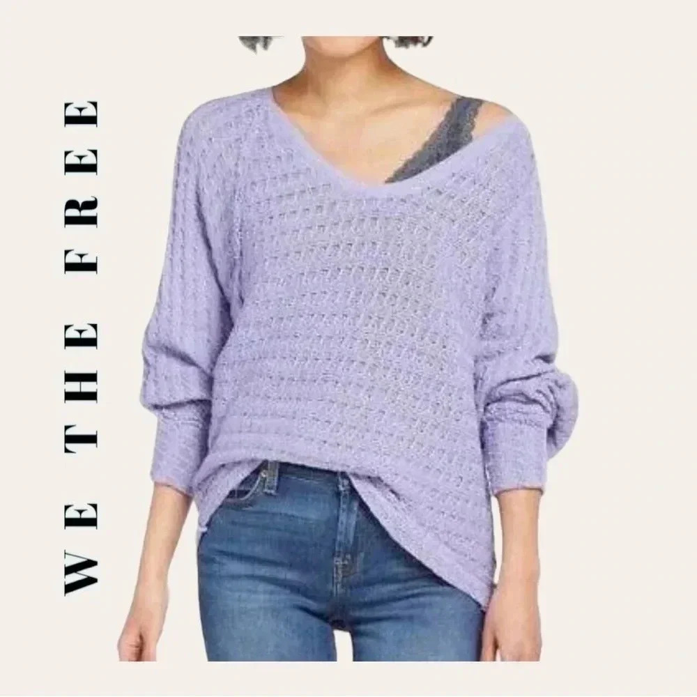 0029W. WE THE FREE THEINS HACCI PURPLE SWEATER LONG SLEEVES OVERSIZED SIZE M